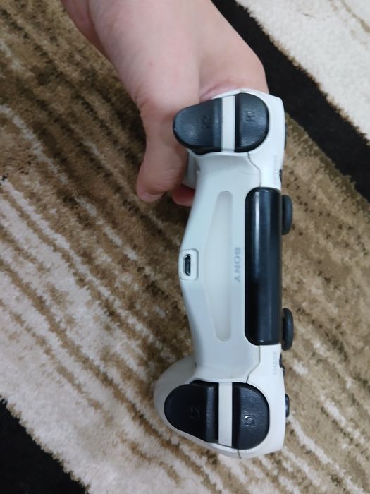 Джойстик ps4...в