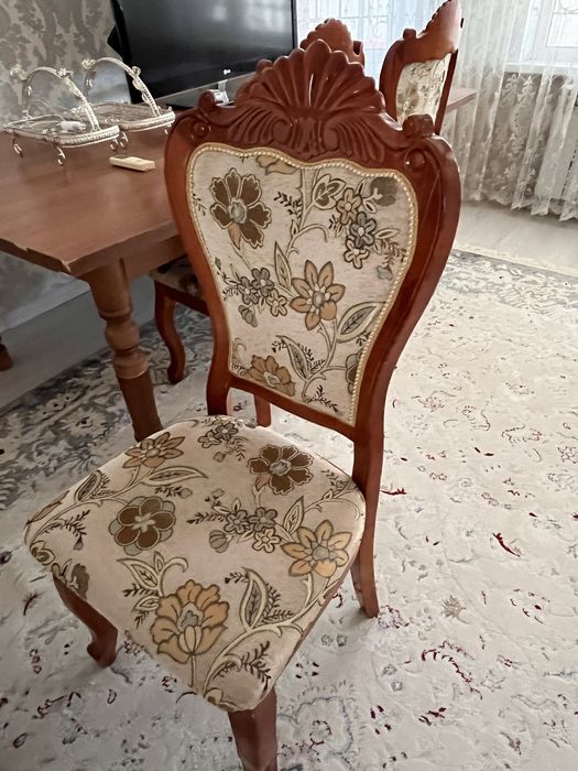 Стол стулья сатылады