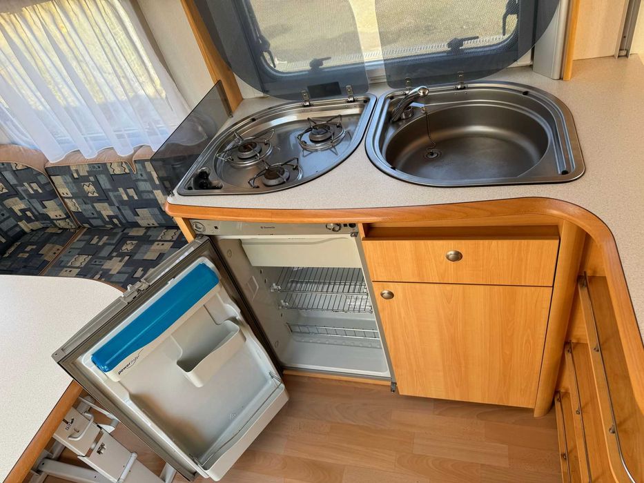 Rulota HOME-CAR 2006-Panou solar 2025-Mover Truma-Fara infiltratii