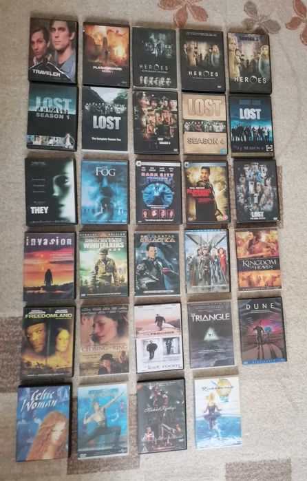 Vând colecție DVD - seriale/filme/concerte/spectacole.