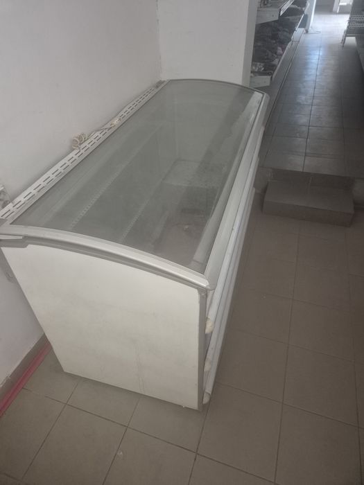 Vitrina frigorifica orizontală