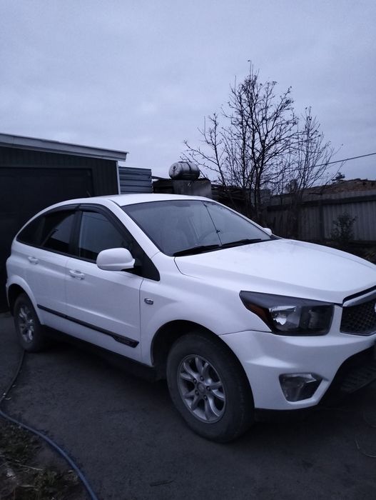 Продам  машину .