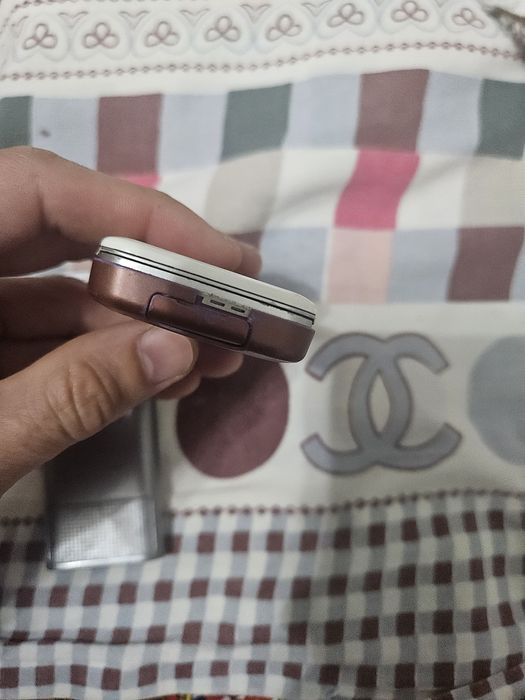 Нокиа 7610s продам