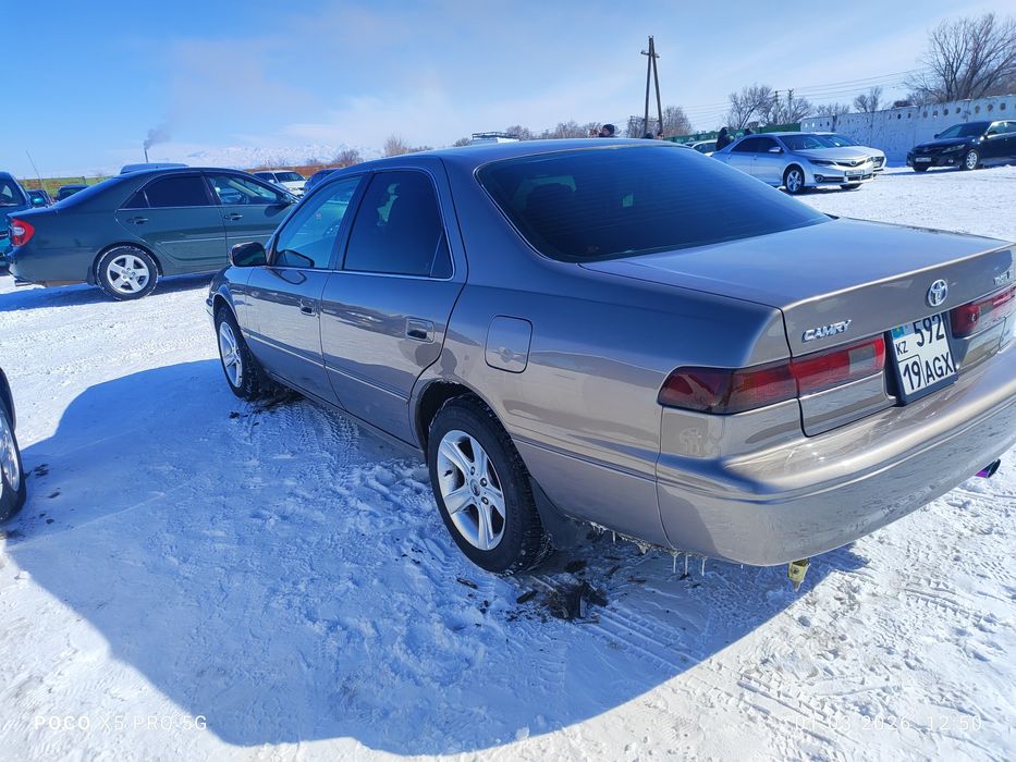 Продаем тойоту Камри 20 автомат 1999г