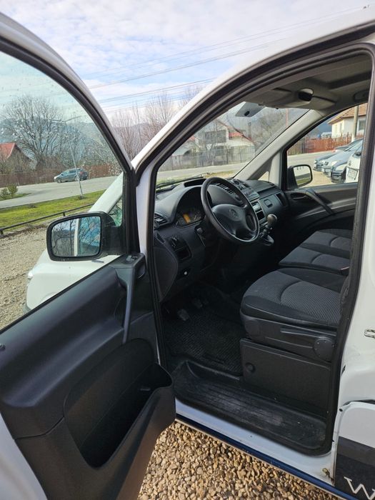 Mercedes Benz Vito Mixt( modelul lung)