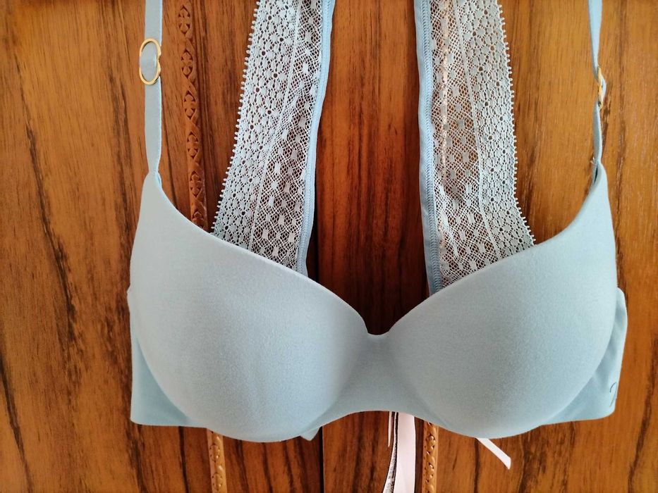 Sutien Victoria's Secret, nou, de culoare bleu-ciel, mar 32B/B70