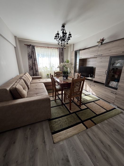 Vand apartament 4 camere, zona Flora Manastur