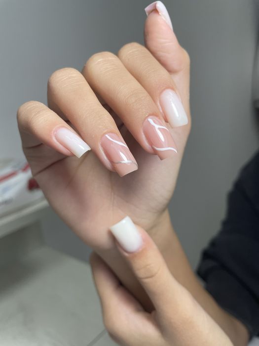 Маникюр, наращивание ногтей