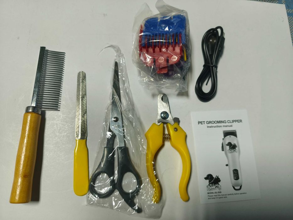 Masina de tuns catel Daling