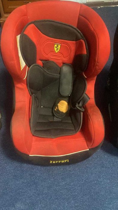 Продам автокресла в отличном состоянии