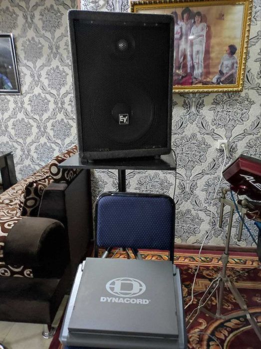 Колонки и стойки