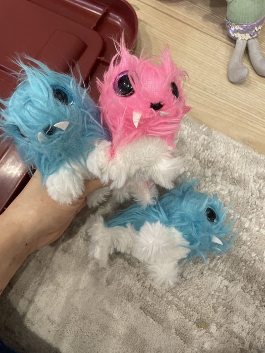 игрушки! отдам за шоколадку!!