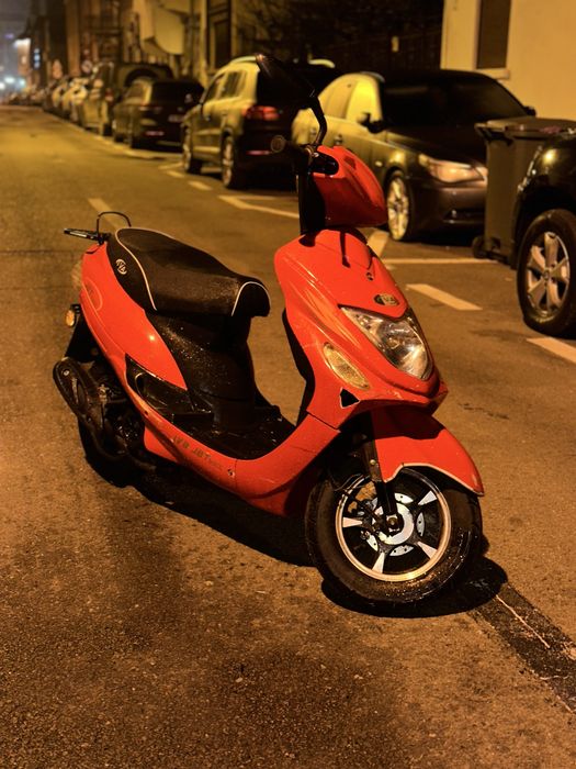 scuter iva jet 50cc LIMITAT LA 25 km/h fara permis