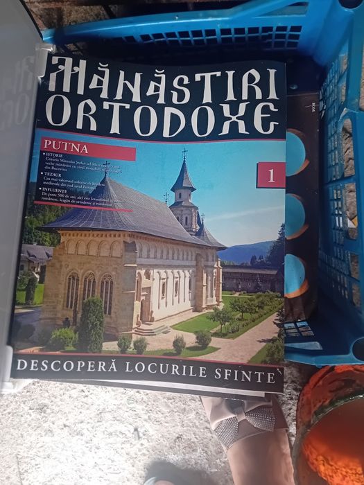 Cărți de vânzare