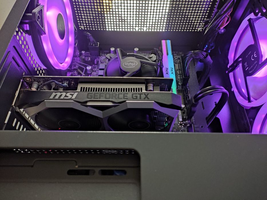 Геймърски компютър