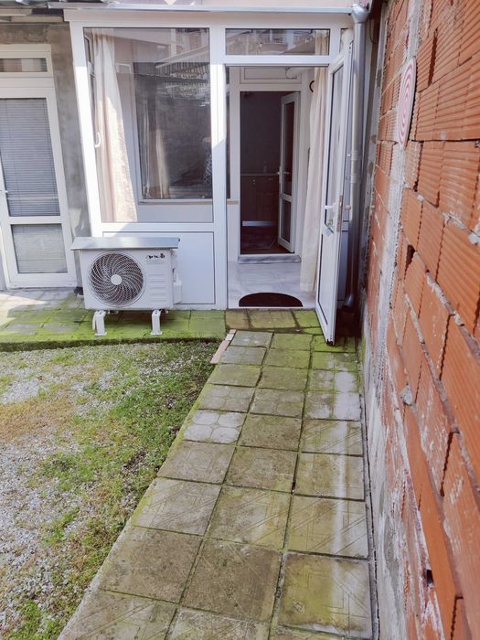 Дава се под наем Двустаен апартамент в Пловдив, Кършияка - 40 кв.м за 306 € - Снимка #5