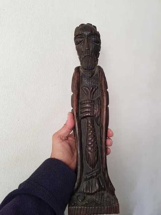 Lot vintage de 8 statuete diferite 8