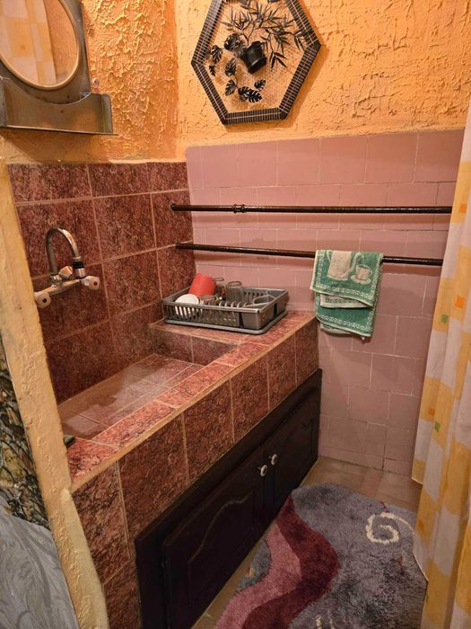 Дава се под наем Етаж от къща в Плевен, Широк център - 65 кв.м за 398.82 € - Снимка #5