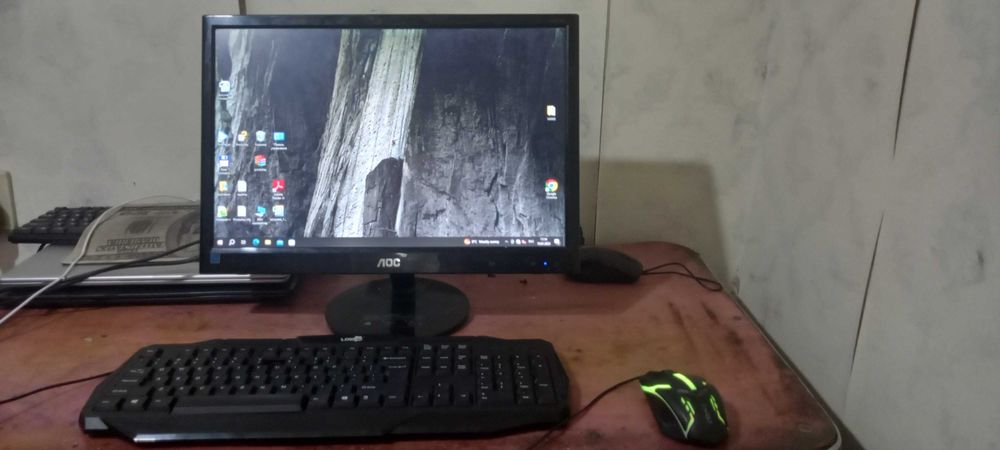 Уй компютери / Домашный компютер