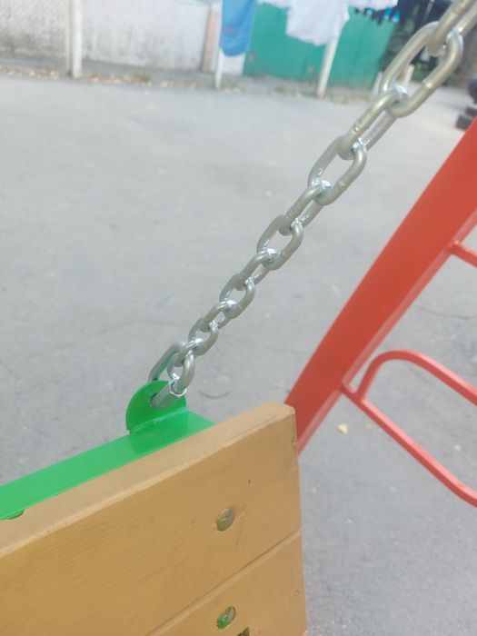 Продам качелю есть торг