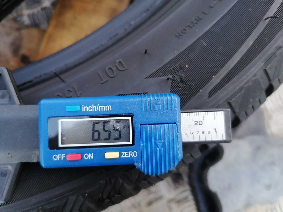 2 бр. зимни гуми Sailun 215/50R 17 DOT 2222