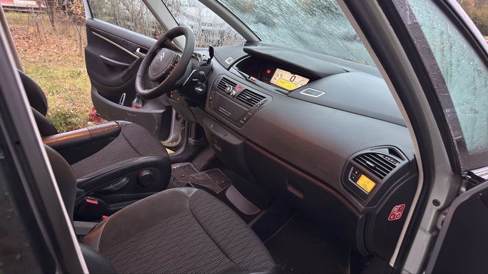 Vand citroen c4 grand picasso 7 locuri 1.6hdi automata!Varianta Exclusive ! Deci top!