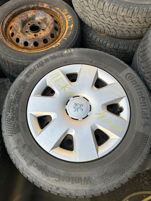 Гуми с джанти за Пежо 4008 215/70/16