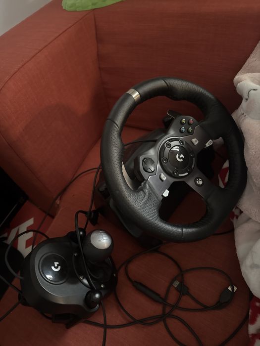 vand volan logitech g920 in stare f buna
