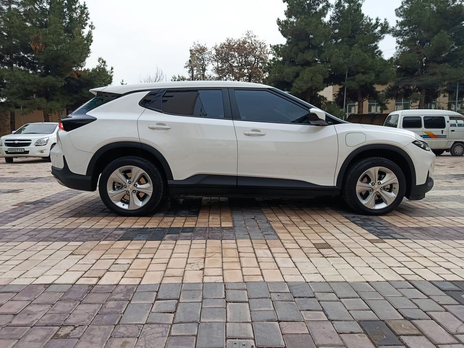 Chevrolet Menlo god 2023 probeg 43000