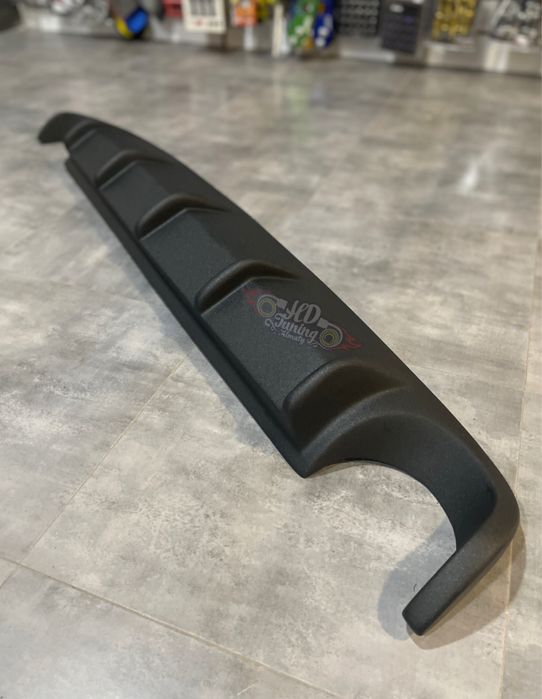 Диффузор на задний бампер Subaru Legacy BM