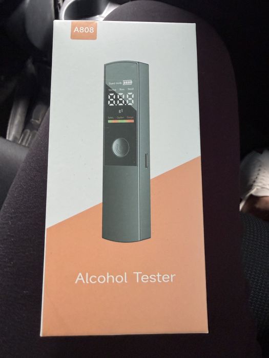Алкотестер а808.