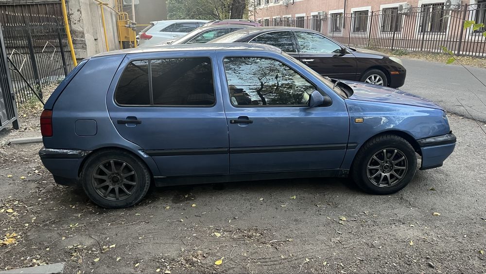Golf 3 автомат 1.8 моно
