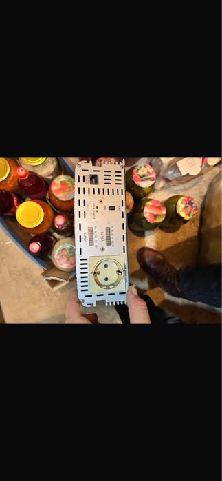 Инвертор ( преоброзователь) 24/220