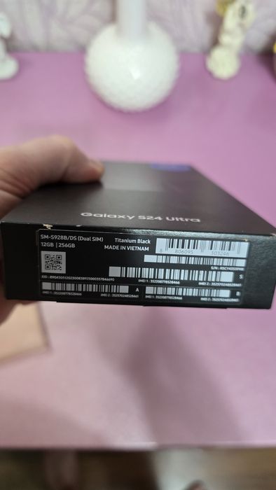 Samsung S24 ULTRA почти новый