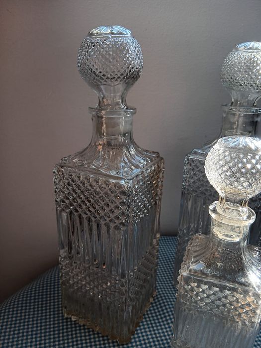 Decantor vechi Românesc din perioada comunista ,Tuică ,Rachiu,Whiskey