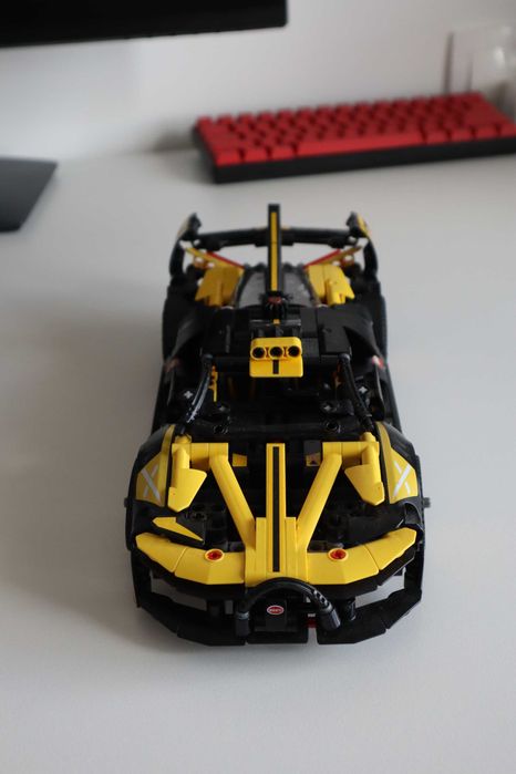 Lego Technic Bugatti Bolide Set 42151
