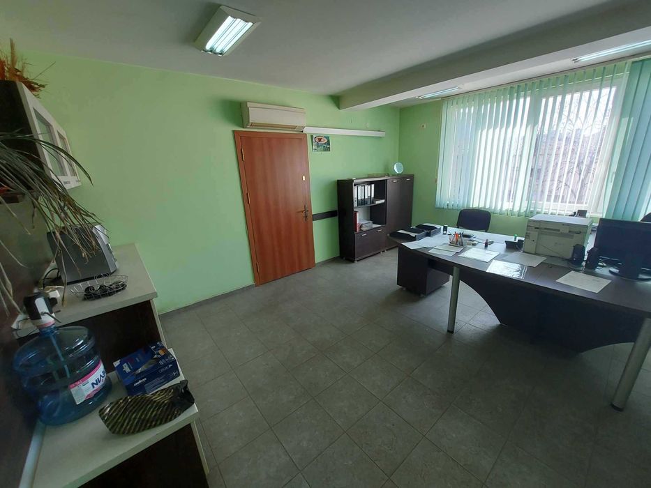 Продава се Офис в Търговище, Център - 70 кв.м за 1239 €/кв.м - Снимка #1