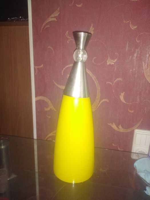 Плафон продам два