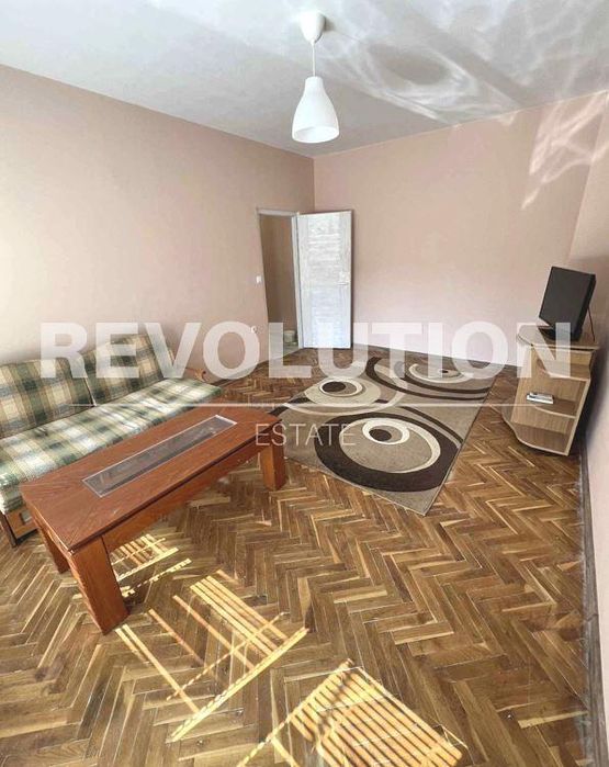 Дава се под наем Четиристаен апартамент в Варна, Лятно кино Тракия - 90 кв.м за 500 € - Снимка #2