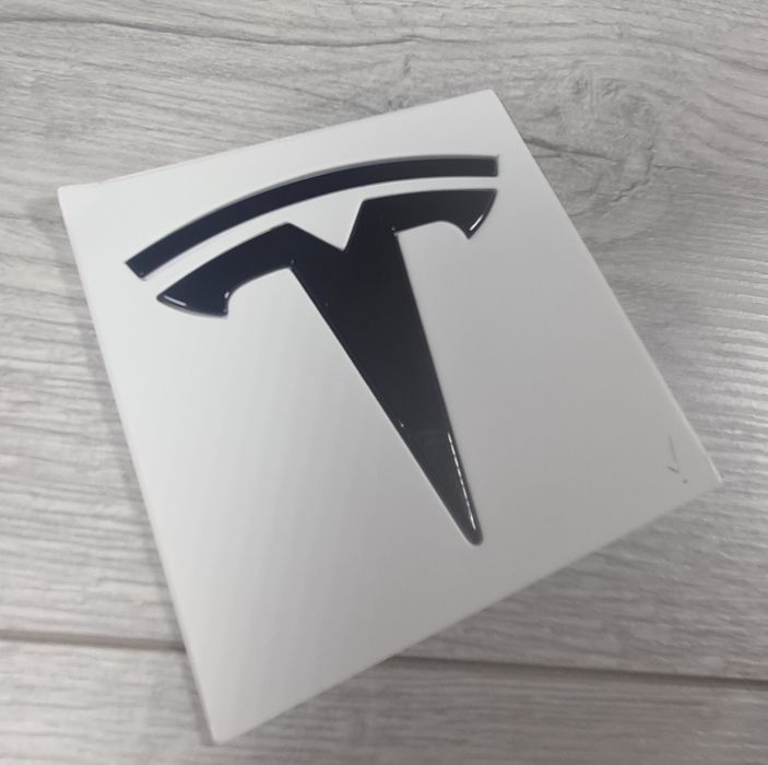 Emblema-Sigla-Logo-Tesla-Fata-Spate-Neagra-Lucios-Model-3-Y-Black