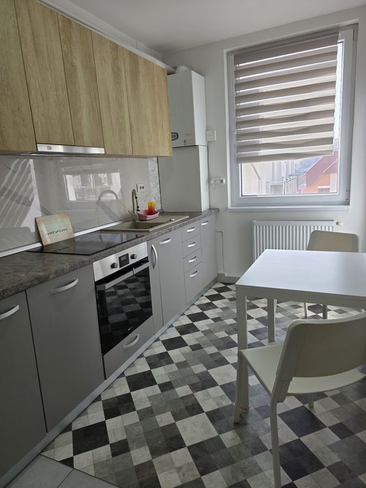 Apartament 3 camere Baciu, 77 mp, 2 băi, parcare, Pet Friendly