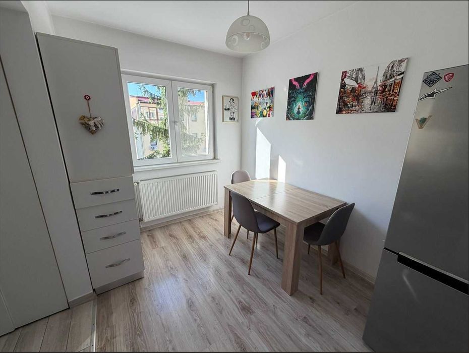 Vand apartament 3 camere hipodrom