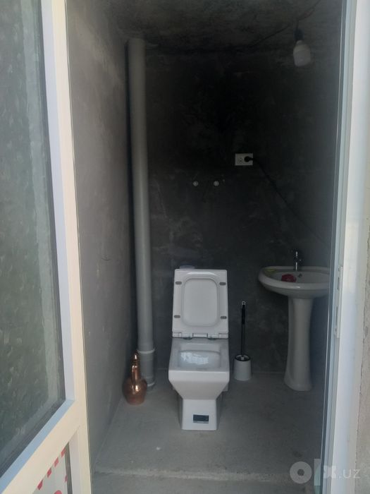3 sotx 2 xonali uy sotiladi