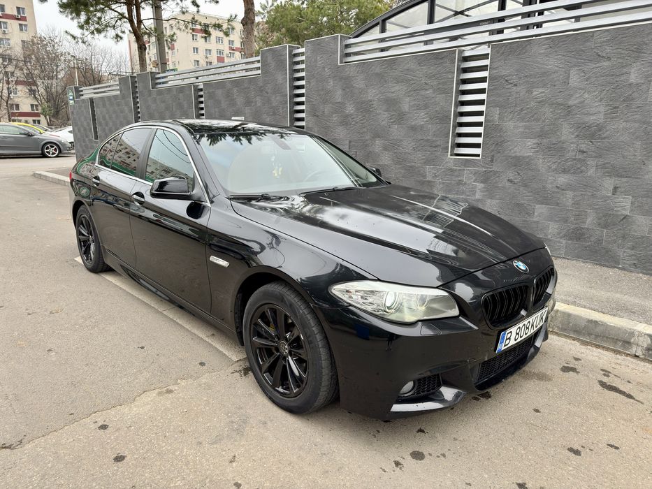 BMW F10 520d Pachet M, Navigatie, Lumini Ambientale, Camera, km reali