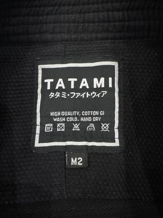 Кимано для JIU JITSU. Tatami