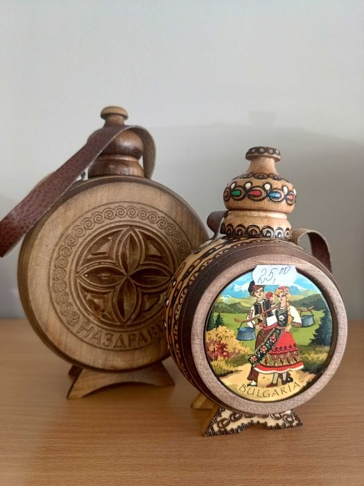 Гравирани дървени бъклици