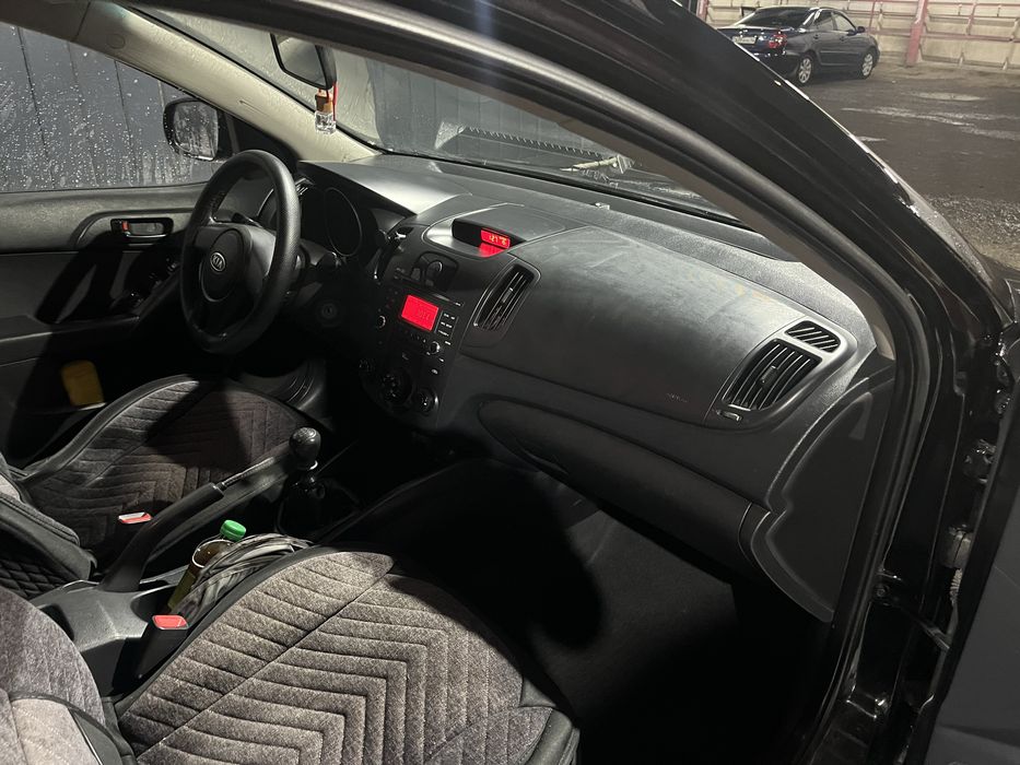 Kia cerato II 2011г