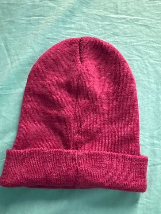 Guess - дамска шапка