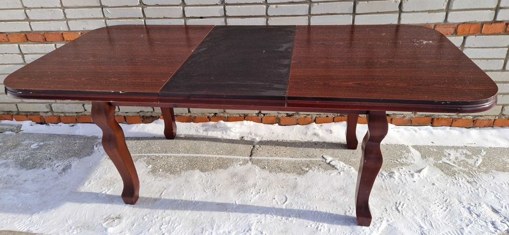 Продается стол /