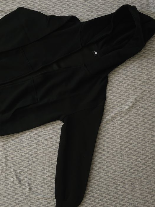 черная зипка | black zip-up